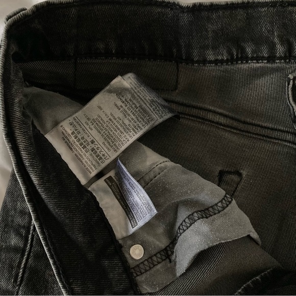 Levi’s 511 34x32 (hemmed to 34x30) jeans in black stonewash with red tab - Picture 10 of 11